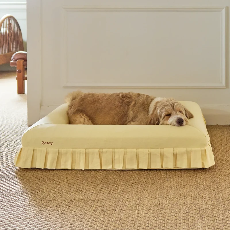 Medium Barney Bed with Nostalgia Cover in Buttercream